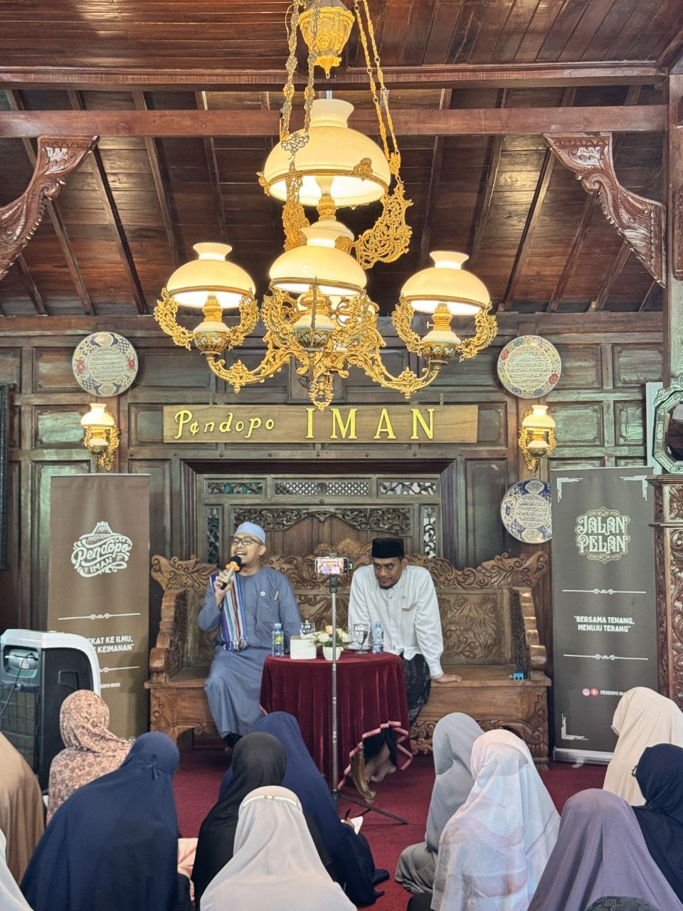 Krisis Boleh Datang, Tapi Iman Tak Boleh Goyang By Pendopo Iman.